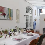 Einer Malerin *