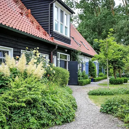 بيت للعطل Einer Malerin *